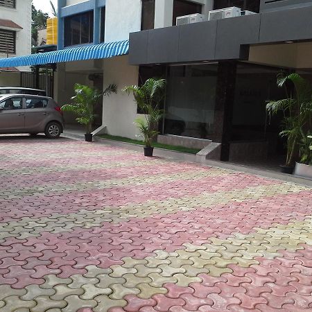 Galaxy Vaibhav Hotel Vasai Exterior foto