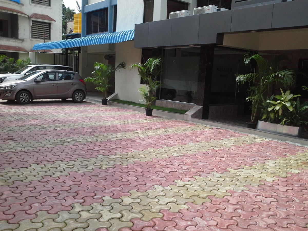 Galaxy Vaibhav Hotel Vasai Exterior foto
