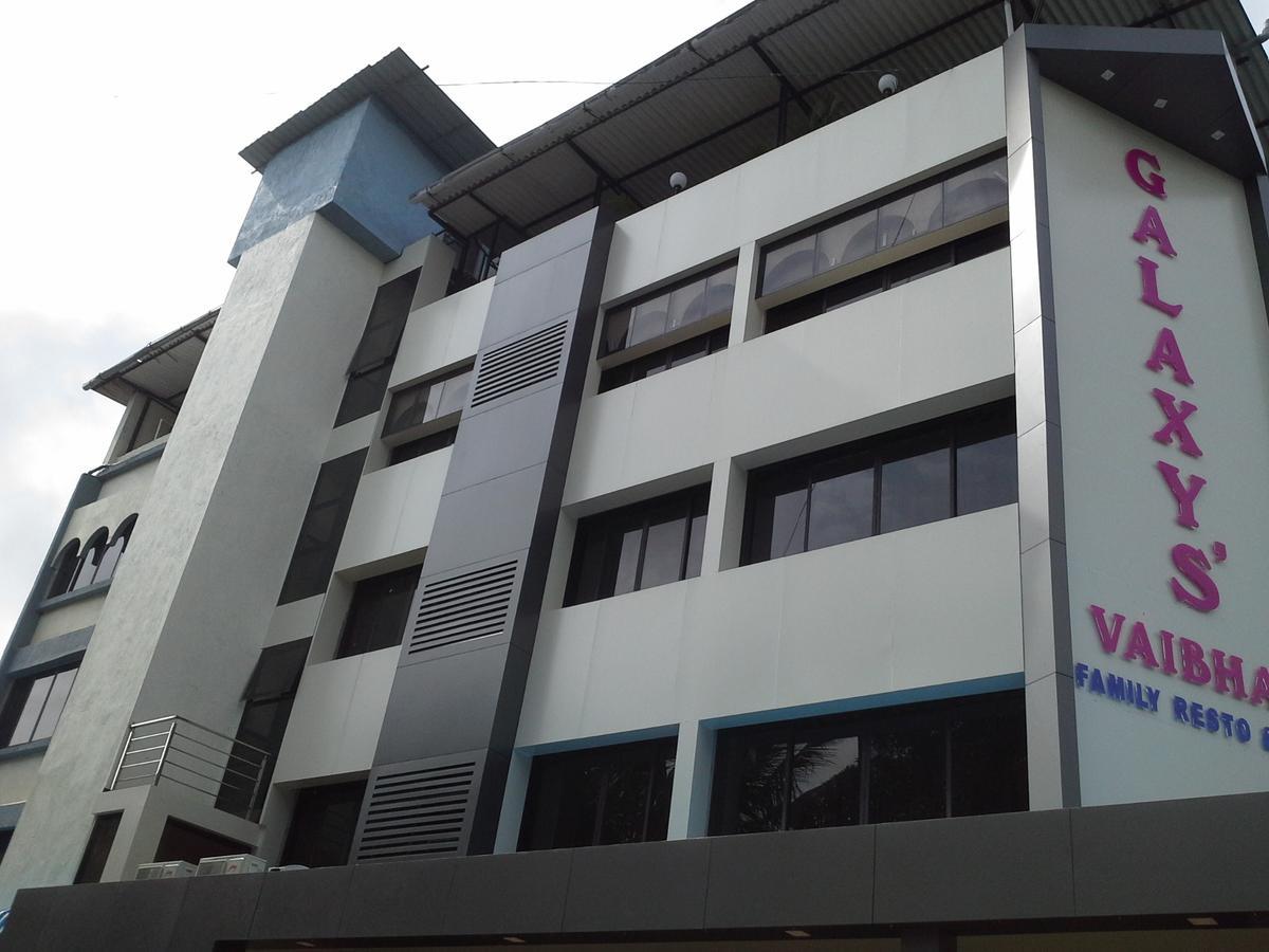 Galaxy Vaibhav Hotel Vasai Exterior foto